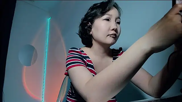 Snapshot of himeros_goddess chatting on December 2024 01:50:02 AM himeros goddess online show from December 2024 01:50:02 AM