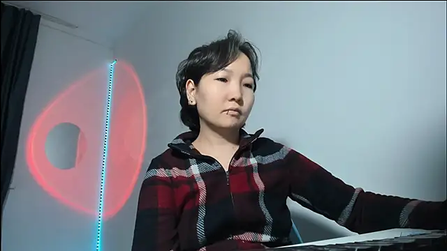 Snapshot of himeros_goddess chatting on December 2024 12:40:02 AM himeros goddess online show from December 2024 12:40:02 AM