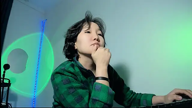 Snapshot of himeros_goddess chatting on December 2024 08:47:01 PM himeros goddess online show from December 2024 08:47:01 PM