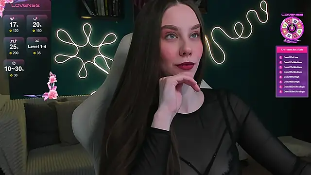 Snapshot of katie_taylorr chatting on April 2026 01:06:02 AM katie taylorr online show from April 2026 01:06:02 AM