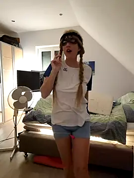 Hexe12346 online show from November 2025 06:23:02 PM