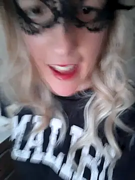 Hexe12346 online show from January 2026 03:14:01 PM