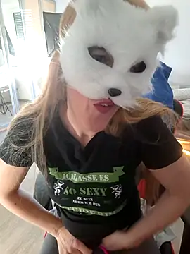 Hexe12346 online show from February 2026 06:45:01 AM