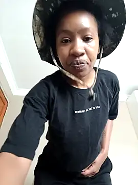 Snapshot of CocoSexyBabe chatting on February 2025 08:18:02 AM CocoSexyBabe online show from February 2025 08:18:02 AM