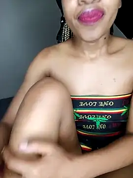 Snapshot of CocoSexyBabe chatting on February 2025 11:35:01 PM CocoSexyBabe online show from February 2025 11:35:01 PM