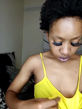 Snapshot of CocoSexyBabe chatting on April 2026 09:15:01 PM CocoSexyBabe online show from April 2026 09:15:01 PM