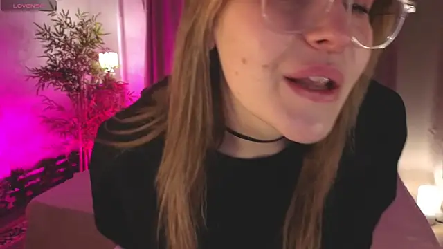 Colleen Blake online show from April 2026 04:59:02 PM