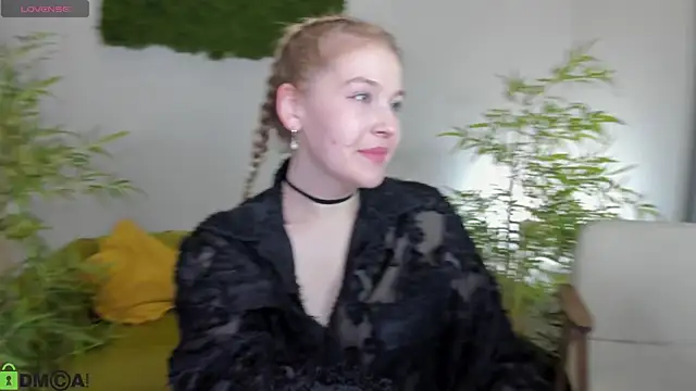 Snapshot of Colleen_Blake chatting on July 2026 05:23:02 PM Colleen Blake online show from July 2026 05:23:02 PM