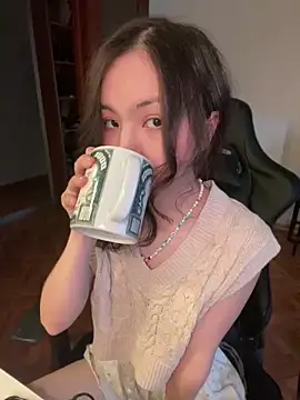 Snapshot of lalallalalaa- chatting on January 2025 08:58:01 AM lalallalalaa- online show from January 2025 08:58:01 AM