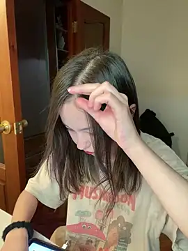 Snapshot of lalallalalaa- chatting on January 2025 10:28:01 AM lalallalalaa- online show from January 2025 10:28:01 AM