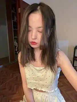 Snapshot of lalallalalaa- chatting on February 2025 03:42:01 AM lalallalalaa- online show from February 2025 03:42:01 AM