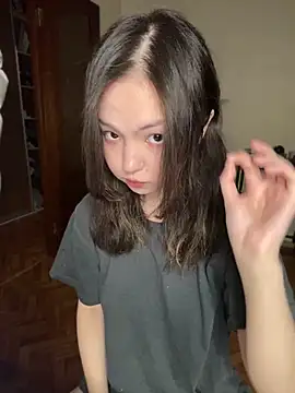 Snapshot of lalallalalaa- chatting on March 2025 08:34:02 AM lalallalalaa- online show from March 2025 08:34:02 AM