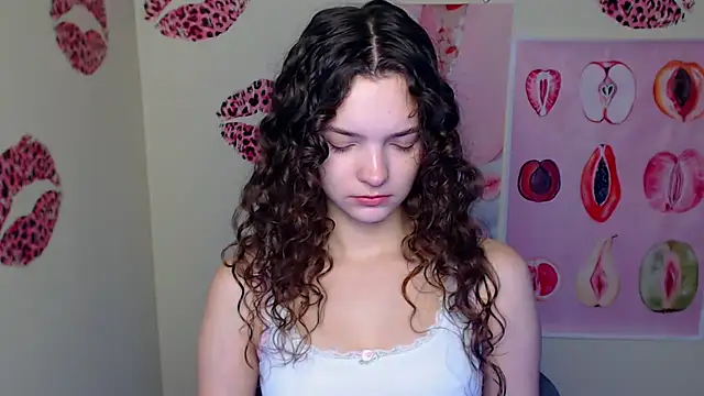 Snapshot of _SusieSu_ chatting on November 2025 07:19:01 AM SusieSu online show from November 2025 07:19:01 AM