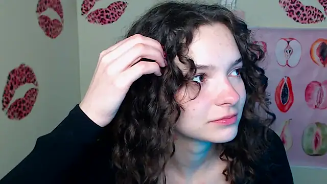 Snapshot of _SusieSu_ chatting on December 2025 06:52:01 AM SusieSu online show from December 2025 06:52:01 AM