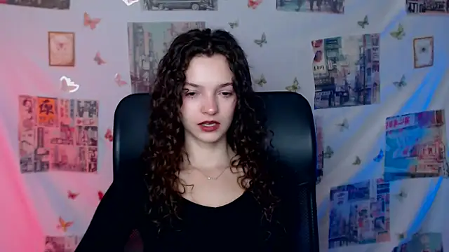  SusieSu  online show from May 2026 06:21:01 AM