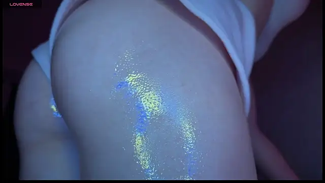 Snapshot of SusieEvans chatting on October 2025 02:25:02 PM SusieEvans online show from October 2025 02:25:02 PM