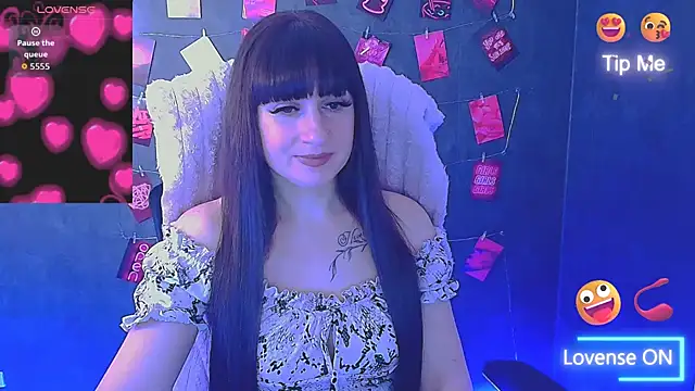 Snapshot of Violla_My chatting on March 2026 12:33:02 PM Violla My online show from March 2026 12:33:02 PM