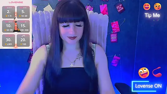 Snapshot of Violla_My chatting on April 2026 05:47:02 AM Violla My online show from April 2026 05:47:02 AM