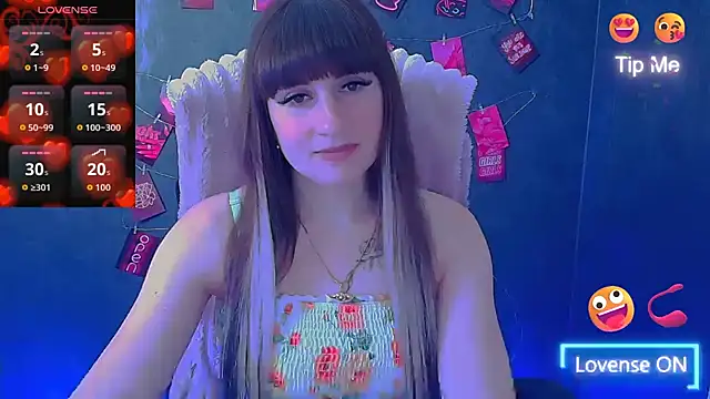 Snapshot of Violla_My chatting on May 2026 05:34:02 AM Violla My online show from May 2026 05:34:02 AM