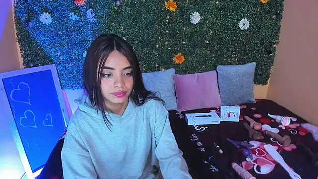 Tiffany sander online show from January 2025 07:21:01 AM