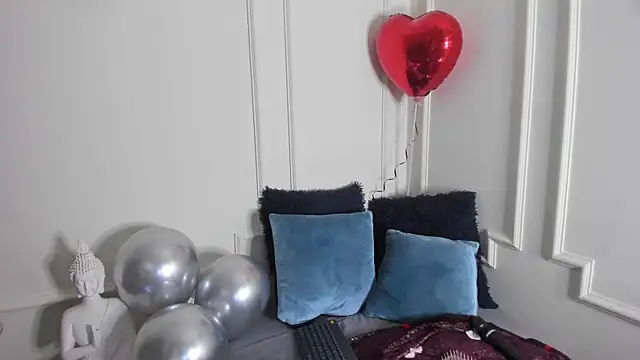 Tiffany sander online show from February 2025 08:27:02 AM