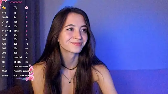 EvaBradley online show from September 2025 06:22:02 PM