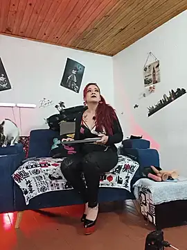 keila j online show from July 2026 10:21:02 AM