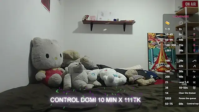 Snapshot of Cloe_five chatting on March 2026 03:01:01 PM Cloe five online show from March 2026 03:01:01 PM