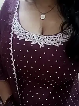 Anamika Kapoor online show from January 2025 11:01:02 PM