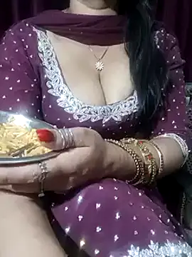 Anamika Kapoor online show from February 2025 10:17:02 PM