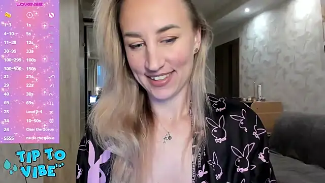 Snapshot of lady_Nati chatting on January 2025 01:29:01 PM lady Nati online show from January 2025 01:29:01 PM