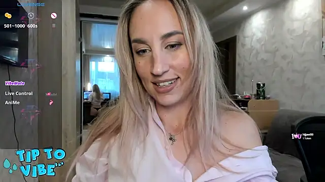 Snapshot of lady_Nati chatting on February 2025 02:24:01 PM lady Nati online show from February 2025 02:24:01 PM