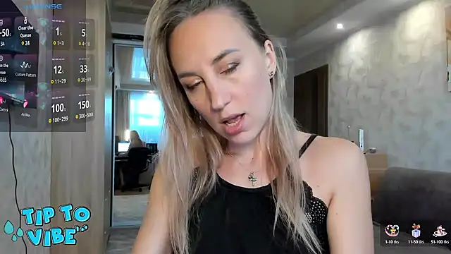 Snapshot of lady_Nati chatting on February 2025 02:06:02 PM lady Nati online show from February 2025 02:06:02 PM