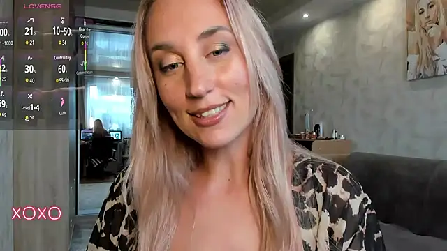 Snapshot of lady_Nati chatting on September 2025 12:16:01 PM lady Nati online show from September 2025 12:16:01 PM