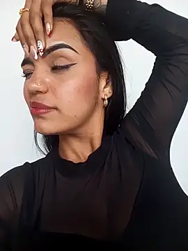 Snapshot of Sara-77 chatting on December 2024 09:32:02 PM Sara-77 online show from December 2024 09:32:02 PM