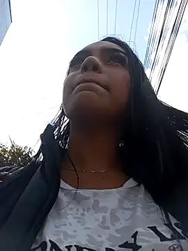 Snapshot of Sara-77 chatting on January 2025 07:24:01 PM Sara-77 online show from January 2025 07:24:01 PM