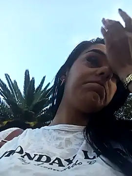 Snapshot of Sara-77 chatting on January 2025 10:37:02 PM Sara-77 online show from January 2025 10:37:02 PM