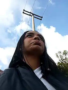 Snapshot of Sara-77 chatting on January 2025 10:01:02 PM Sara-77 online show from January 2025 10:01:02 PM