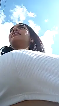 Snapshot of Sara-77 chatting on January 2025 02:30:02 PM Sara-77 online show from January 2025 02:30:02 PM