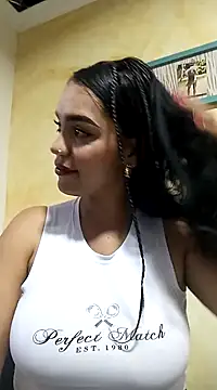 Snapshot of Sara-77 chatting on February 2025 06:38:01 PM Sara-77 online show from February 2025 06:38:01 PM