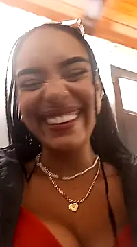 Snapshot of Sara-77 chatting on February 2025 08:05:01 PM Sara-77 online show from February 2025 08:05:01 PM