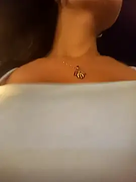 Snapshot of Sara-77 chatting on February 2025 02:14:01 AM Sara-77 online show from February 2025 02:14:01 AM