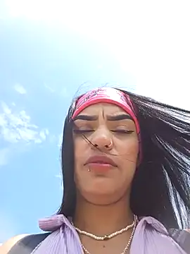 Snapshot of Sara-77 chatting on February 2025 04:42:02 PM Sara-77 online show from February 2025 04:42:02 PM