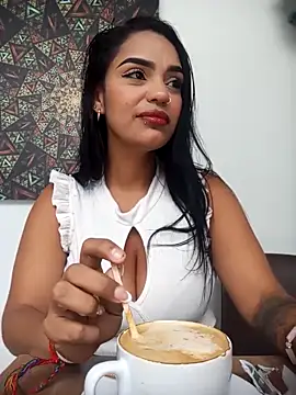 Snapshot of Sara-77 chatting on March 2025 04:50:02 PM Sara-77 online show from March 2025 04:50:02 PM