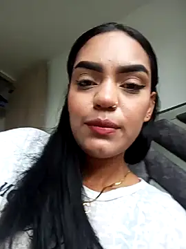 Snapshot of Sara-77 chatting on September 2025 04:18:01 PM Sara-77 online show from September 2025 04:18:01 PM