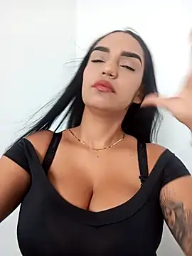 Snapshot of Sara-77 chatting on October 2025 02:57:02 PM Sara-77 online show from October 2025 02:57:02 PM