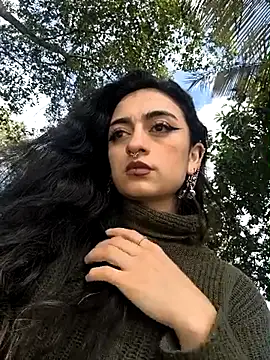 Lila Desiree online show from February 2026 03:44:01 PM