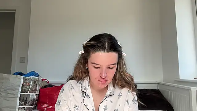 Snapshot of maisiesmithx chatting on April 2026 12:27:01 PM maisiesmithx online show from April 2026 12:27:01 PM