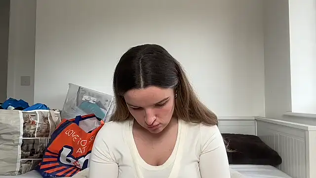 Snapshot of maisiesmithx chatting on April 2026 01:38:02 PM maisiesmithx online show from April 2026 01:38:02 PM