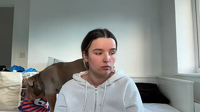 Snapshot of maisiesmithx chatting on April 2026 05:40:01 PM maisiesmithx online show from April 2026 05:40:01 PM